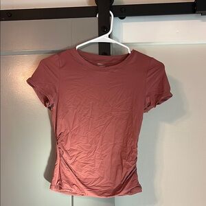 Onzie Women's Mauve Short Sleeve Tee